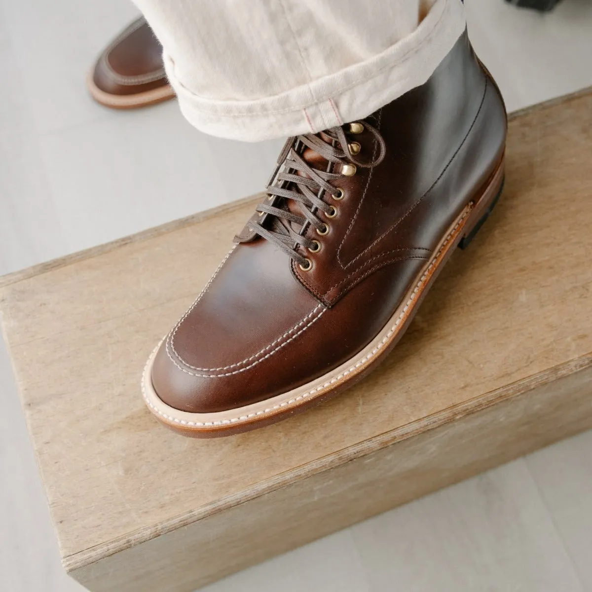 Alden 403B Indy Boot Brown Aniline Pull Up