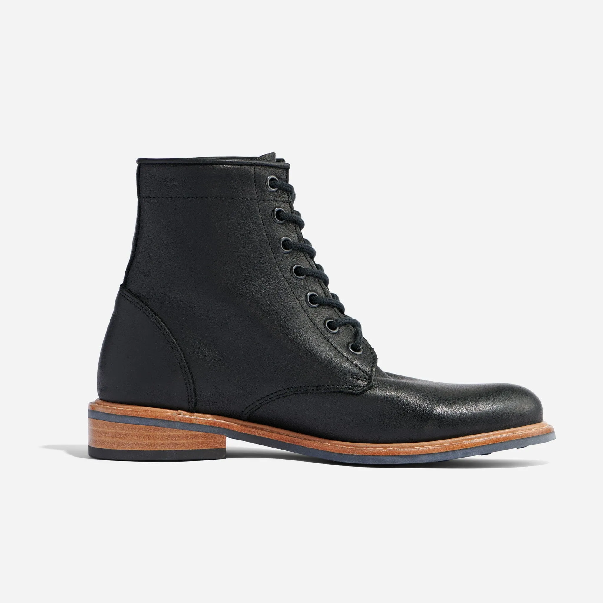 Stunning All-Weather Black Amalia Boots for Ultimate Comfort and Style