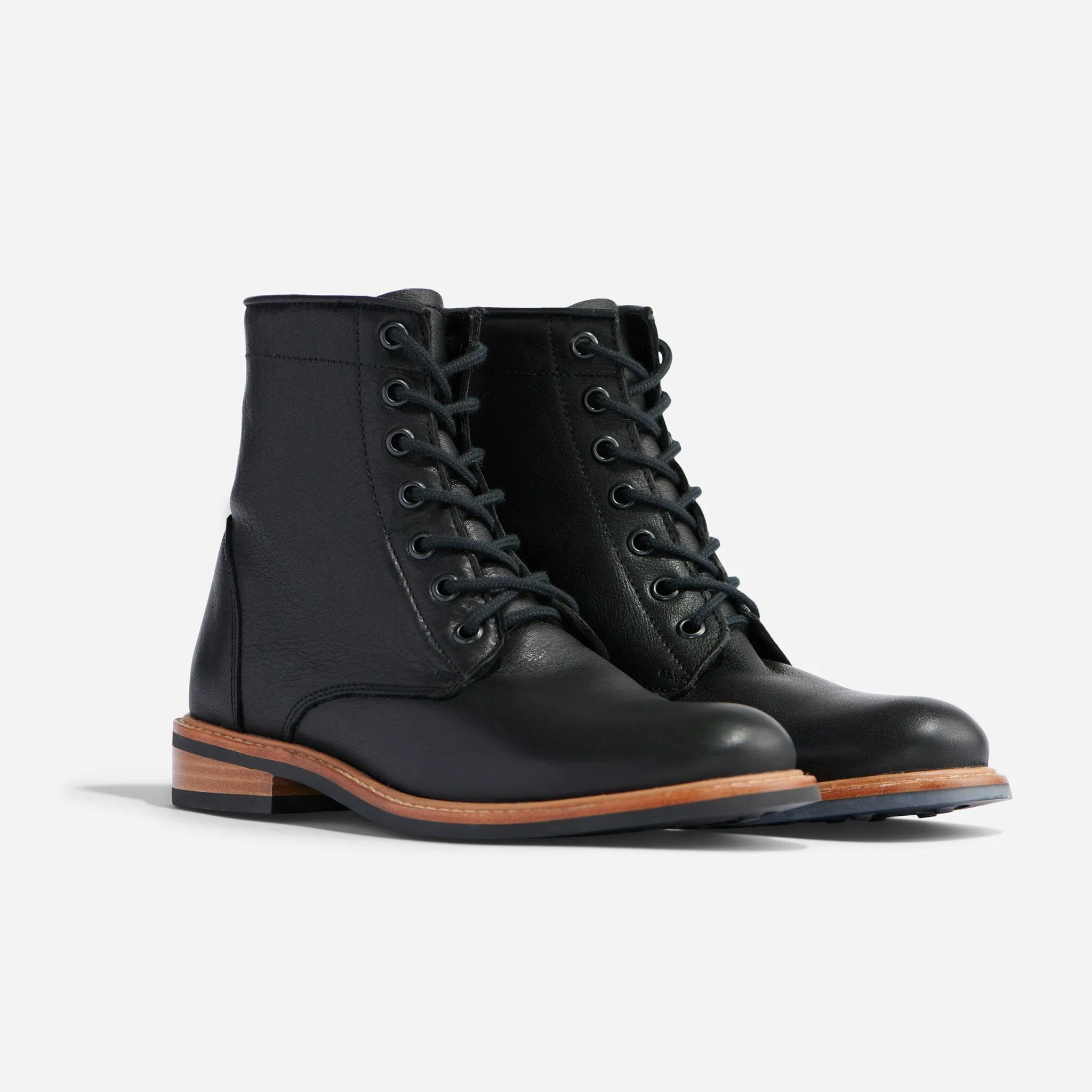 Stunning All-Weather Black Amalia Boots for Ultimate Comfort and Style