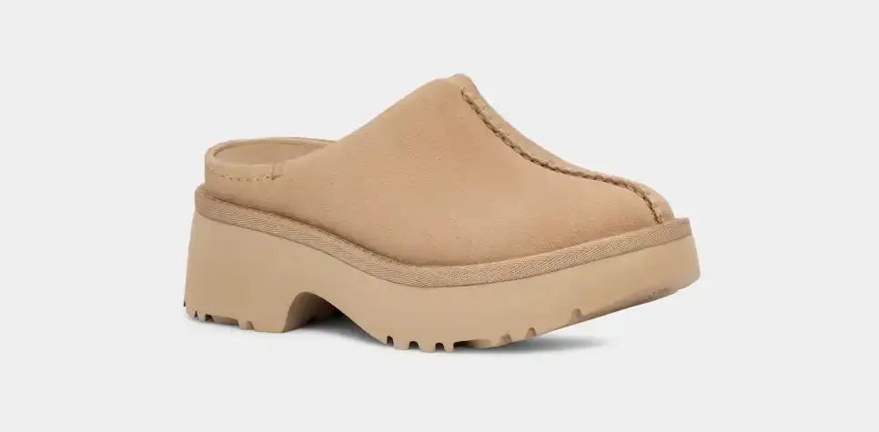 UGG Women's New Heights Clog (Sand)